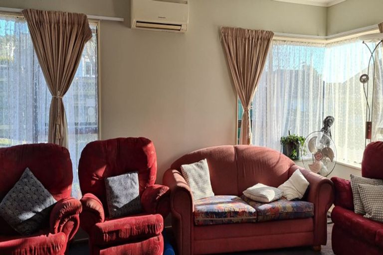 Photo of property in 33 Woodridge Drive, Woodridge, Wellington, 6037