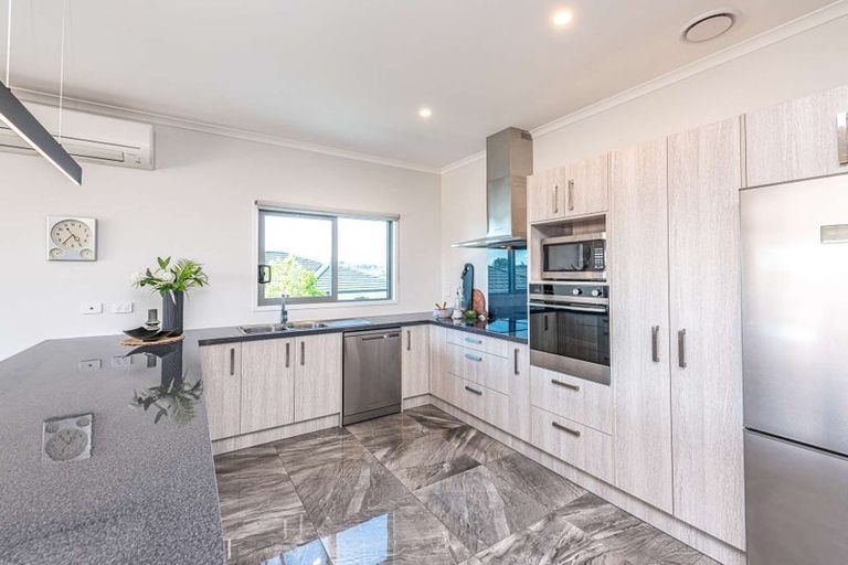 Photo of property in 14 Magnolia Crescent, Tawhero, Whanganui, 4501