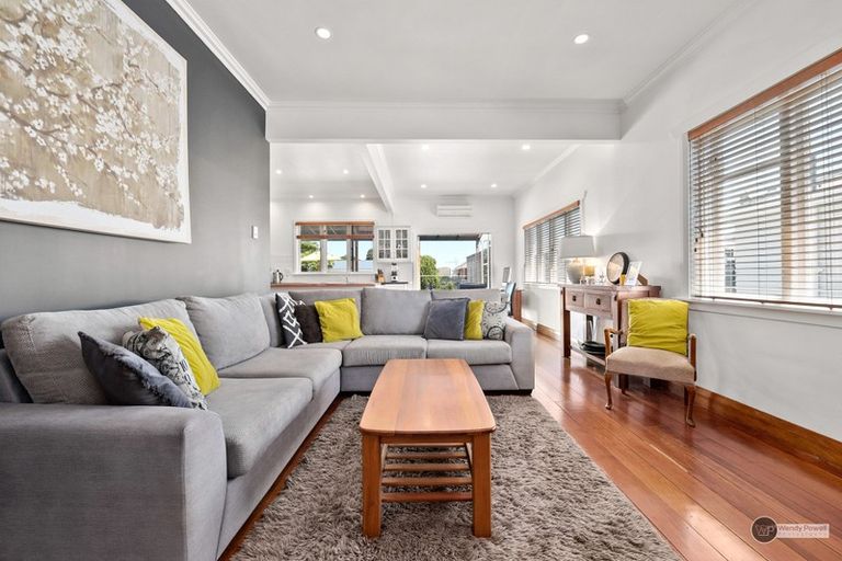 Photo of property in 15 Ropata Crescent, Boulcott, Lower Hutt, 5010