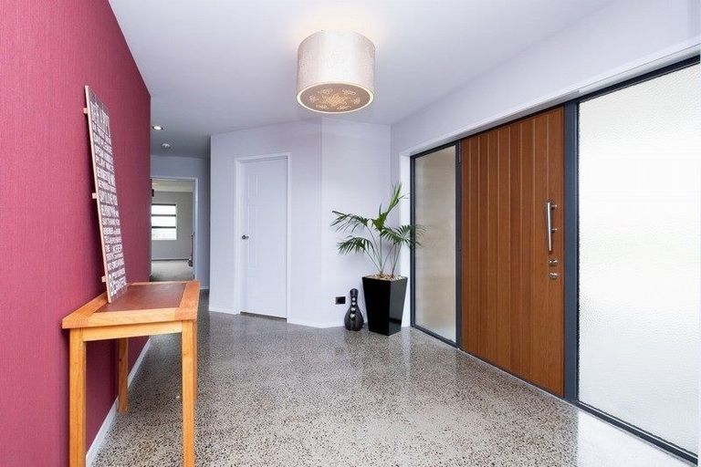 Photo of property in 60 Monmouth Road, Pembroke, Stratford, 4394