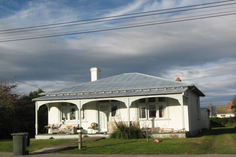 Photo of property in 23 Renfrew Street, Balclutha, 9230