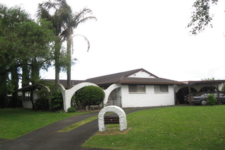 Photo of property in 3 Tatua Place, Conifer Grove, Takanini, 2112