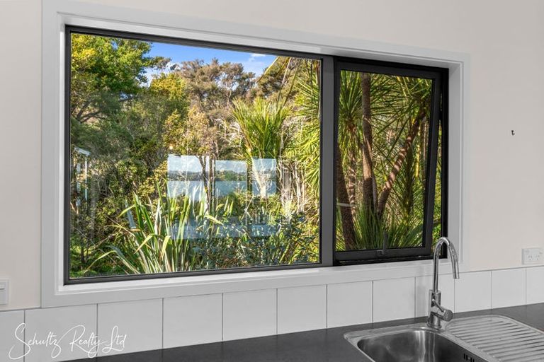Photo of property in 13 Lancewood Lane, Pahi, Paparoa, 0571