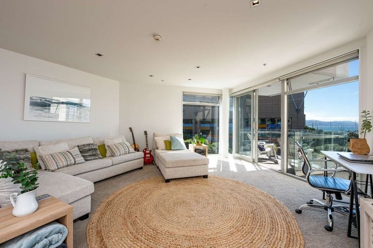 Photo of property in Piermont Apartments, 5c/82 Cable Street, Te Aro, Wellington, 6011