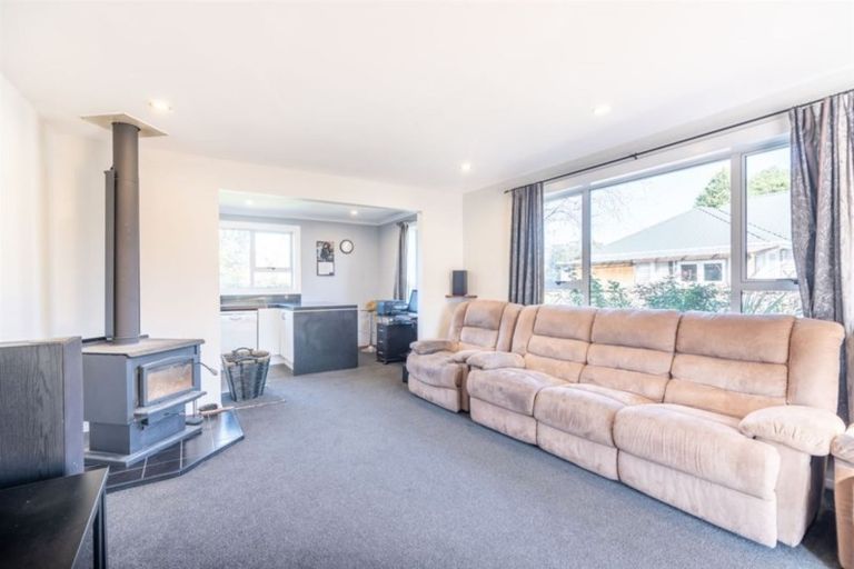 Photo of property in 30 Dickson Crescent, Hornby, Christchurch, 8042