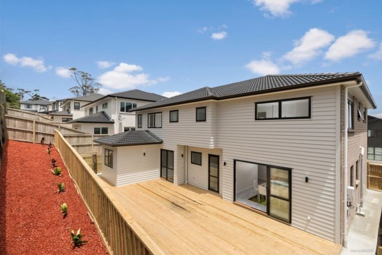Photo of property in 4 Drover Close, Flat Bush, Auckland, 2019