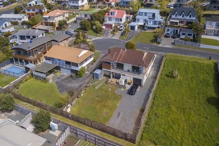 Photo of property in 17 Tara Place, Snells Beach, 0920
