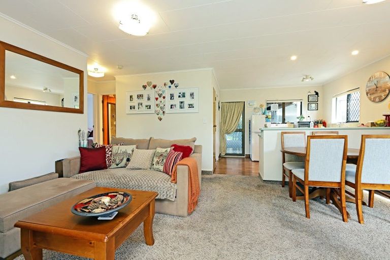 Photo of property in 6b Oxford Place, Taradale, Napier, 4112