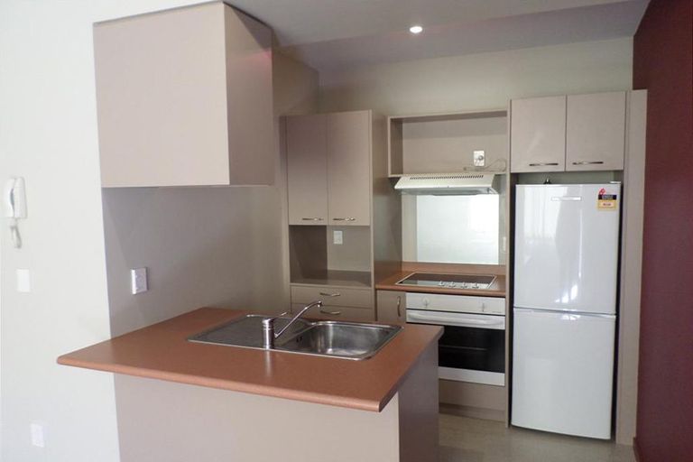 Photo of property in Dixon Towers, 16/115 Dixon Street, Te Aro, Wellington, 6011