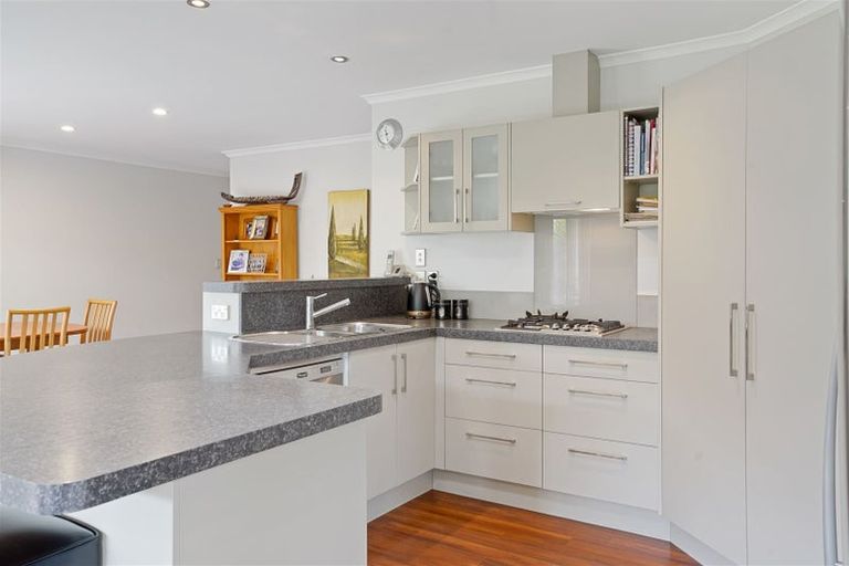 Photo of property in 4 James Hight Drive, Halswell, Christchurch, 8025