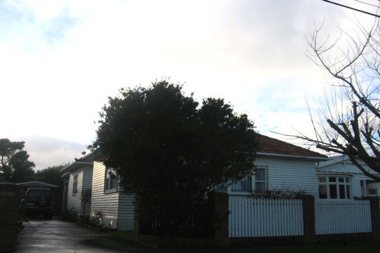 Photo of property in 5 Rodney Street, Waiwhetu, Lower Hutt, 5010