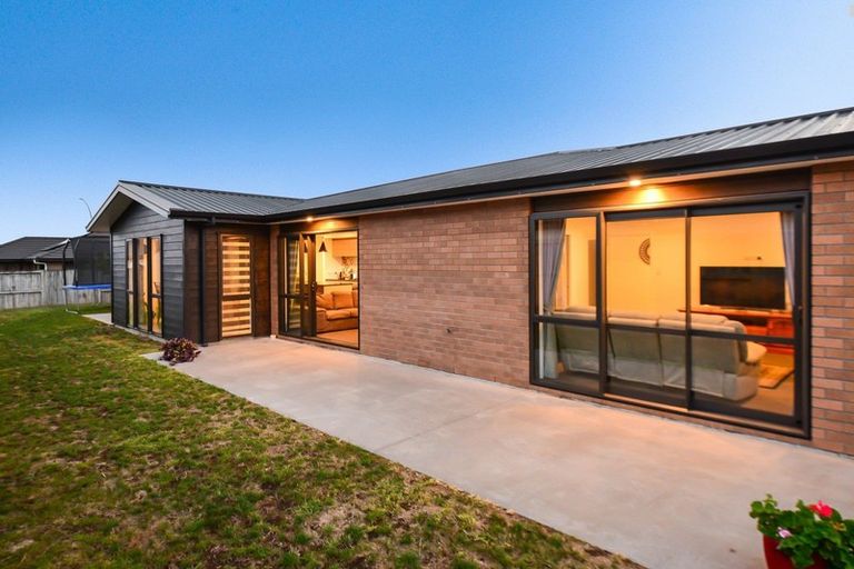 Photo of property in 7 Rengarenga Close, Baverstock, Hamilton, 3200