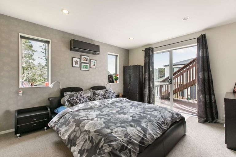 Photo of property in 113e Sunnyside Road, Sunnyvale, Auckland, 0612