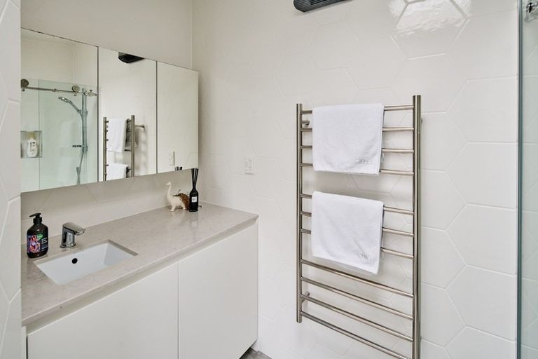 Photo of property in 5 Minerva Street, Newtown, Wellington, 6021