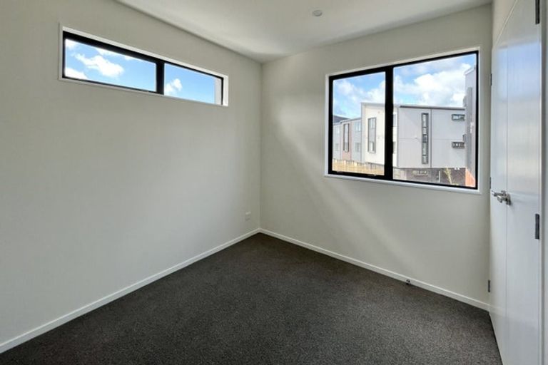 Photo of property in 1/25 Jabuka Street, Glen Eden, Auckland, 0602