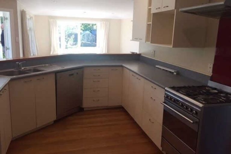 Photo of property in 135 Studholme Street, Somerfield, Christchurch, 8024