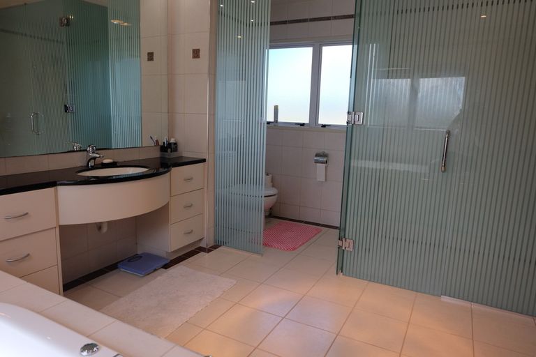 Photo of property in 26 Kimihia Road, Huntly, 3700