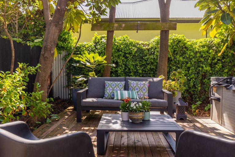 Photo of property in 399a Estuary Road, South New Brighton, Christchurch, 8062