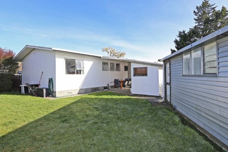 Photo of property in 3 Margate Place, Flaxmere, Hastings, 4120