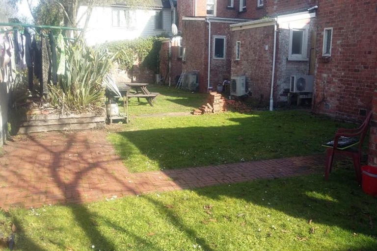 Photo of property in 1054 George Street, North Dunedin, Dunedin, 9016