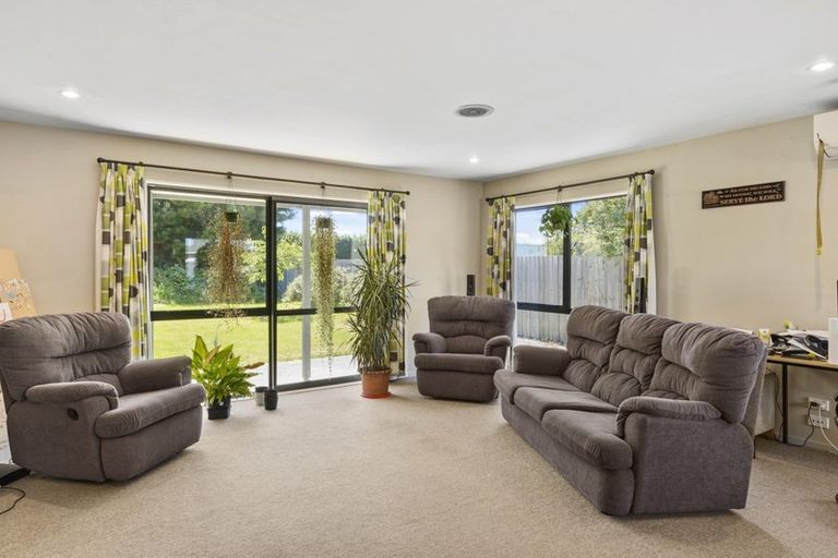 Photo of property in 21a Cross Street, Coalgate, 7673