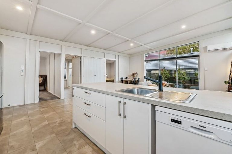 Photo of property in 2/87 Warrington Street, Mairehau, Christchurch, 8013