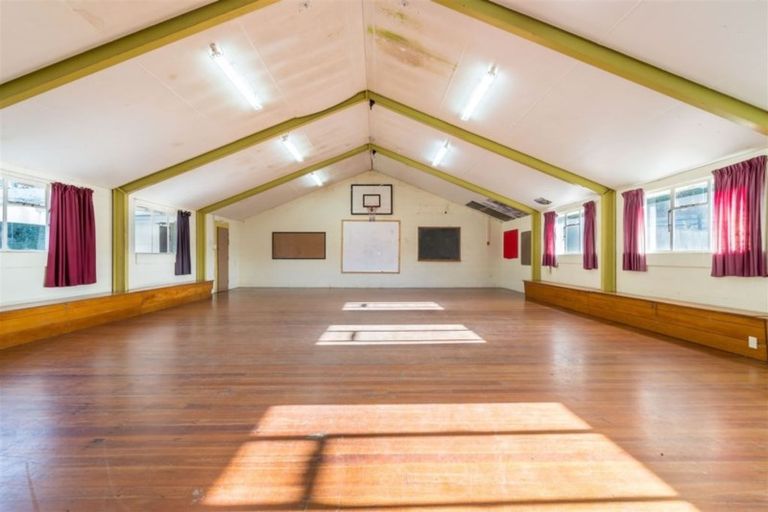 Photo of property in 11 Flower Street, Fairfield, Dunedin, 9018