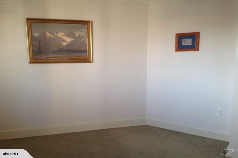 Photo of property in 1-12/48 The Bay Hill, Timaru, 7910