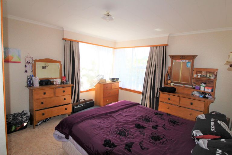 Photo of property in 24 Garden Street, Lumsden, 9730