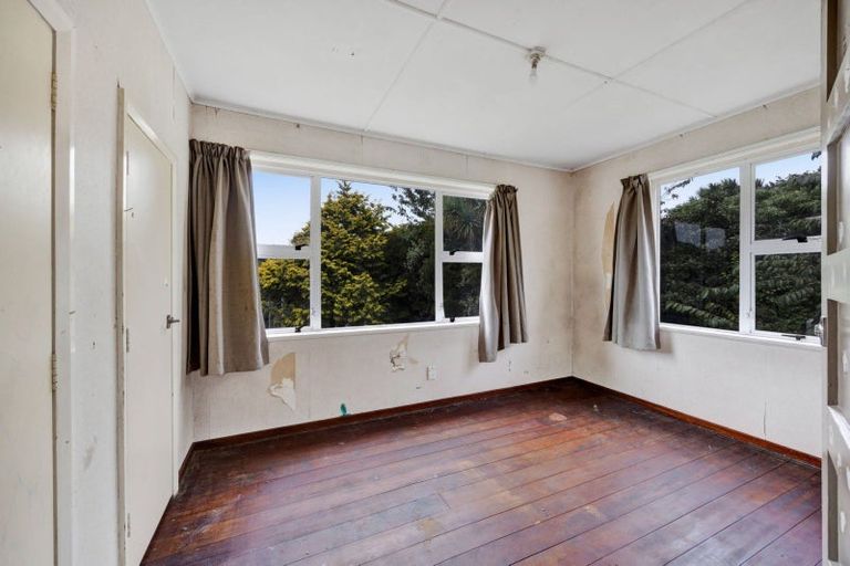 Photo of property in 6 Mill Road, New Plymouth, 4310