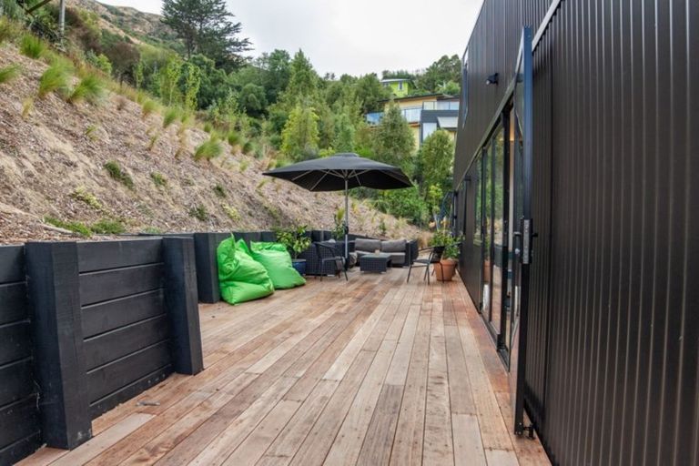 Photo of property in 17 Harkess Lane, Lyttelton, 8082