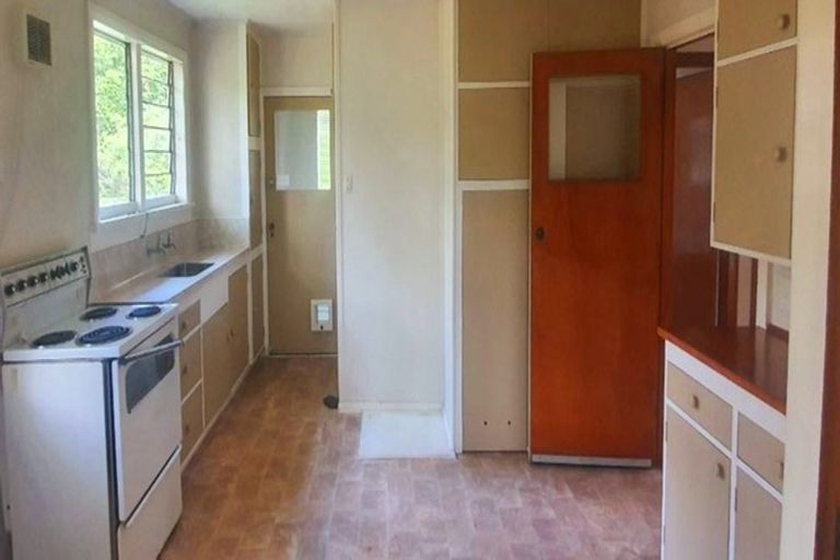 Photo of property in 24 Gloucester Street, Silverstream, Upper Hutt, 5019