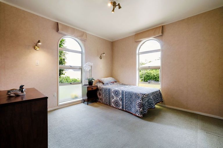 Photo of property in 10 Madill Road, St Andrews, Hamilton, 3200