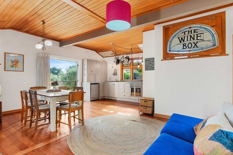 Photo of property in 7 Hawkins Drive, Martinborough, 5711