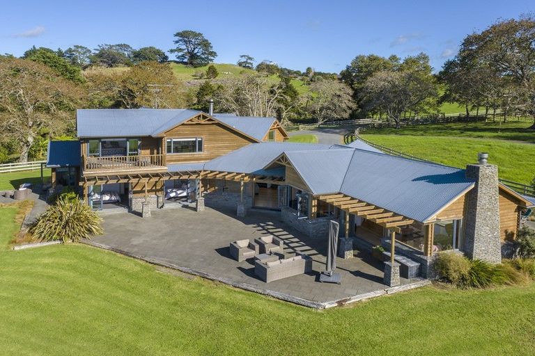 Photo of property in 135 Fiddlers Hill Road, Puhoi, Warkworth, 0994
