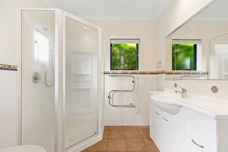 Photo of property in 10 Brackenburn Drive, Ohauiti, Tauranga, 3112