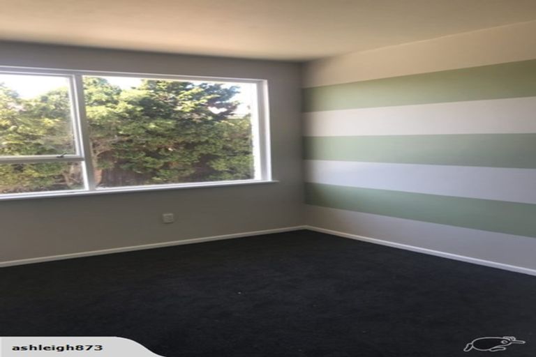 Photo of property in 40 Inwoods Road, Parklands, Christchurch, 8083