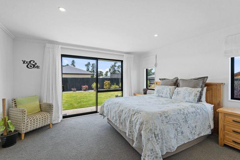 Photo of property in 11 Suffolk Drive, Kirwee, 7571
