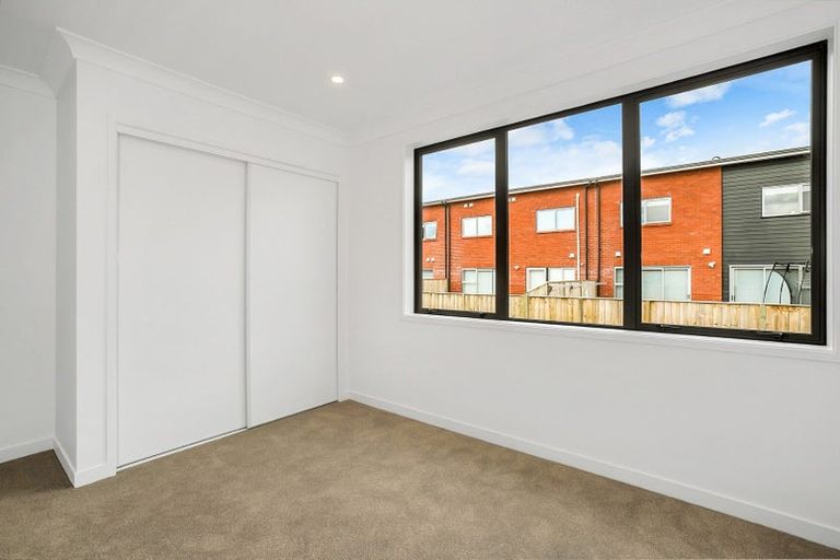 Photo of property in 27c O'meara Street, Swanson, Auckland, 0614