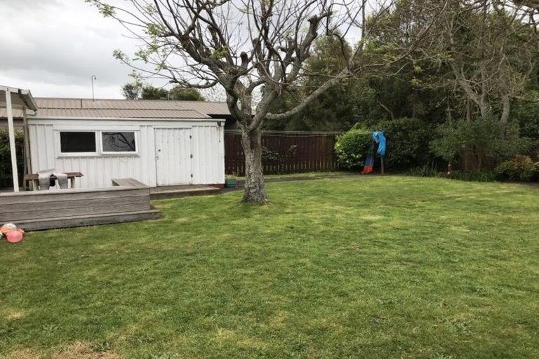 Photo of property in 16 Sequoia Place, Pukete, Hamilton, 3200