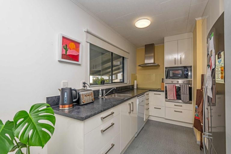 Photo of property in 91 Benmore Avenue, Cloverlea, Palmerston North, 4412