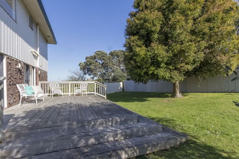 Photo of property in 3 Patons Road, Howick, Auckland, 2014