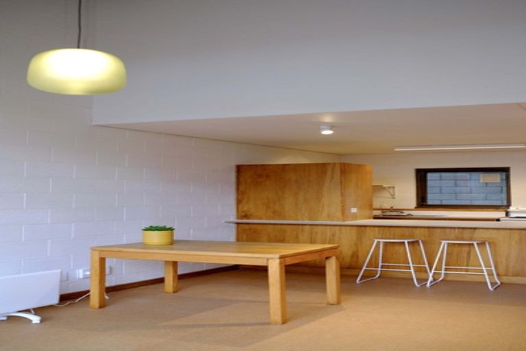 Photo of property in 4/13 May Street, Hamilton East, Hamilton, 3216