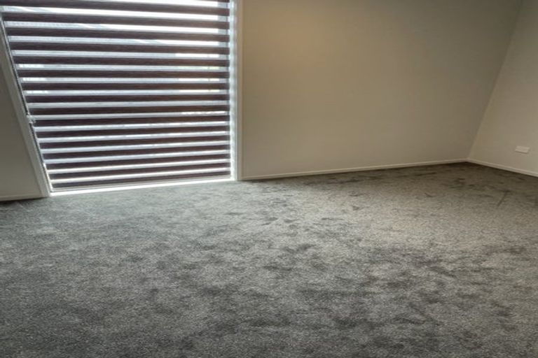 Photo of property in 20 Wai Place, Westgate, Auckland, 0614