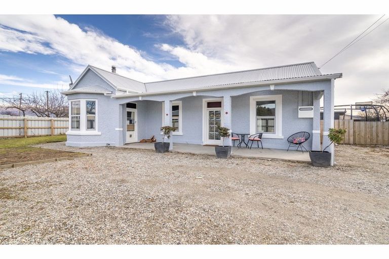 Photo of property in 22 Clutha Street, Alexandra, 9320