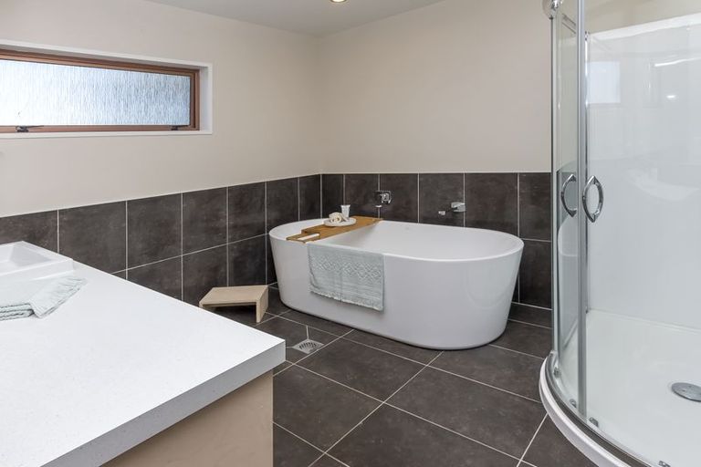 Photo of property in 3 Patons Road, Howick, Auckland, 2014