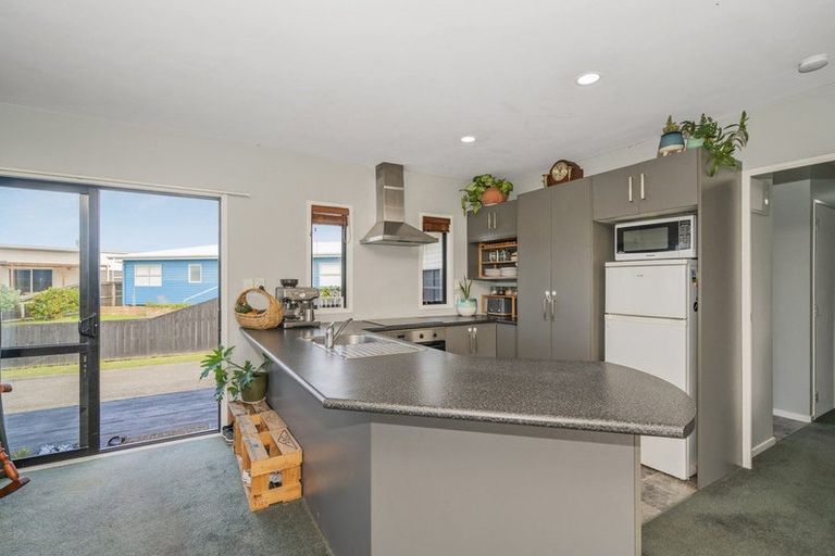 Photo of property in 27 Carina Way, Whitianga, 3510