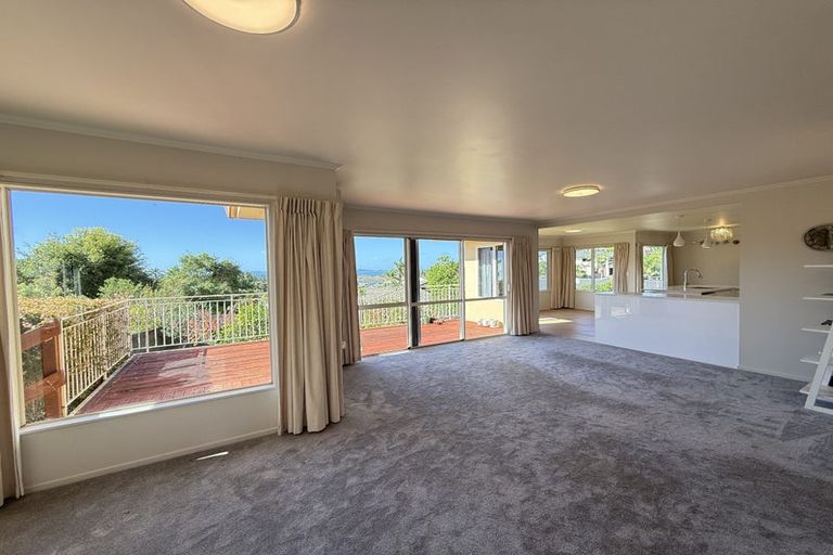 Photo of property in 4 Astor Place, Orewa, 0931