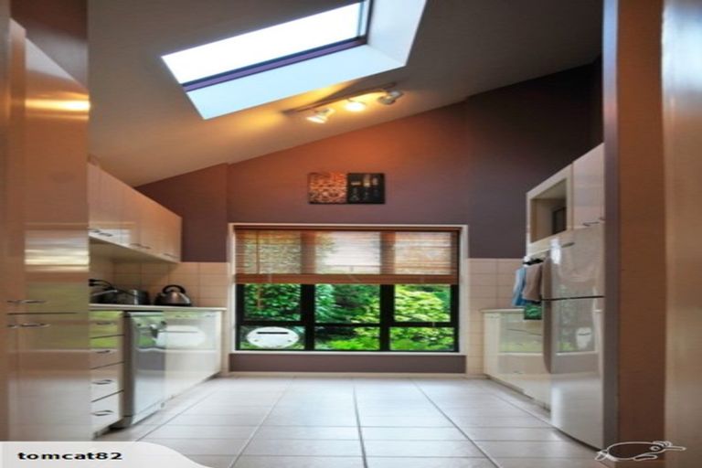 Photo of property in 1/8 Cottesmore Close, Burnside, Christchurch, 8053