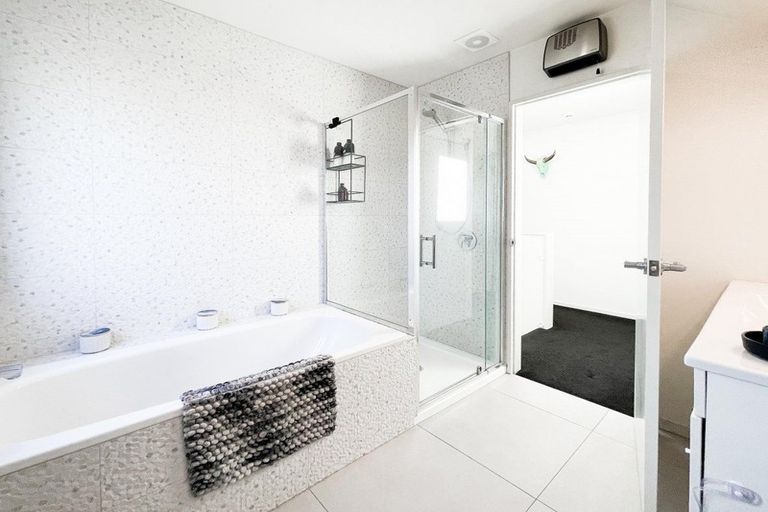 Photo of property in 3/107 Canon Street, Edgeware, Christchurch, 8013